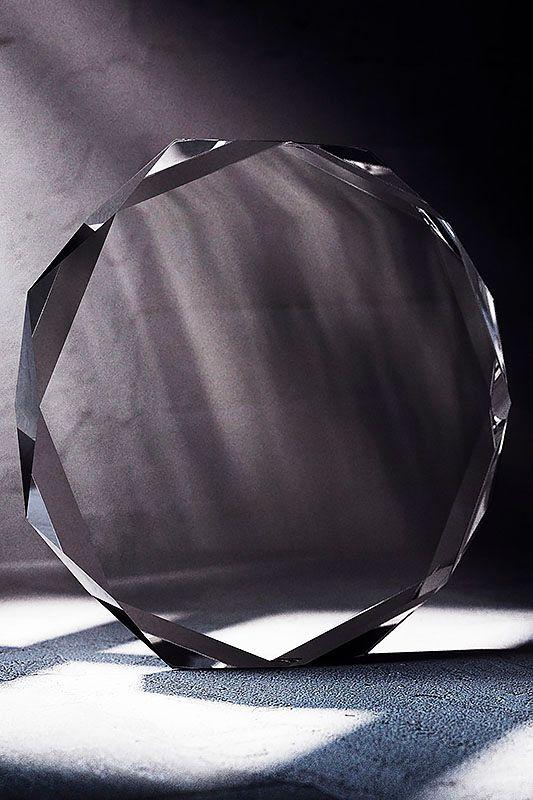 クリスタル像
